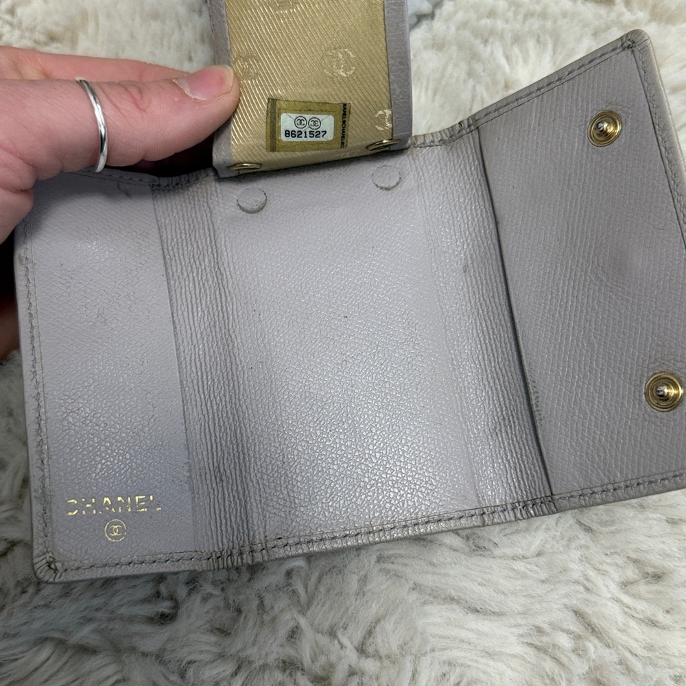 ✨Chanel 6 Key Holder Wallet Taupe Leather Gold Hardware✨ - Picture 8 of 12